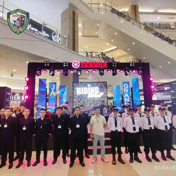 Toàn bộ nhân sự bảo vệ KUBET tuyển chọn kỹ lưỡng, qua đào tạo nghiệp vụ và kỹ năng ứng xử