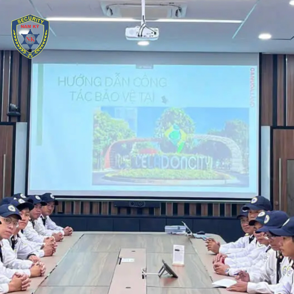 Dịch vụ thuê bảo vệ theo ca tại KUBET giúp các đơn vị tăng cường nhân sự đúng lúc cần thiết mà không phải thuê cố định quá nhiều 