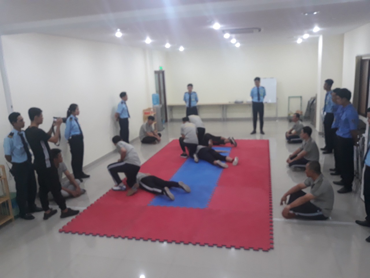 Dịch Vụ Vệ Sĩ