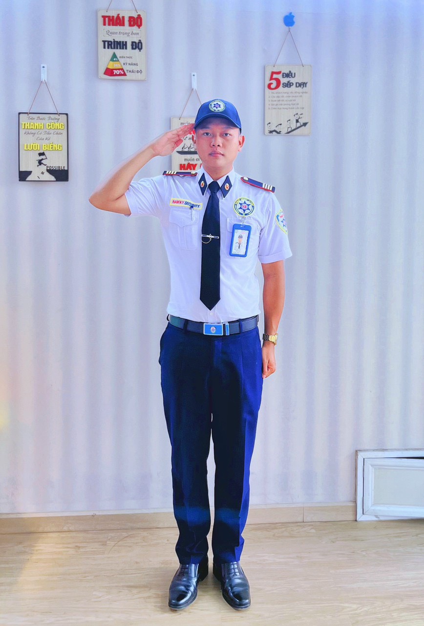 Tác phong bảo vệ chuyên nghiệp